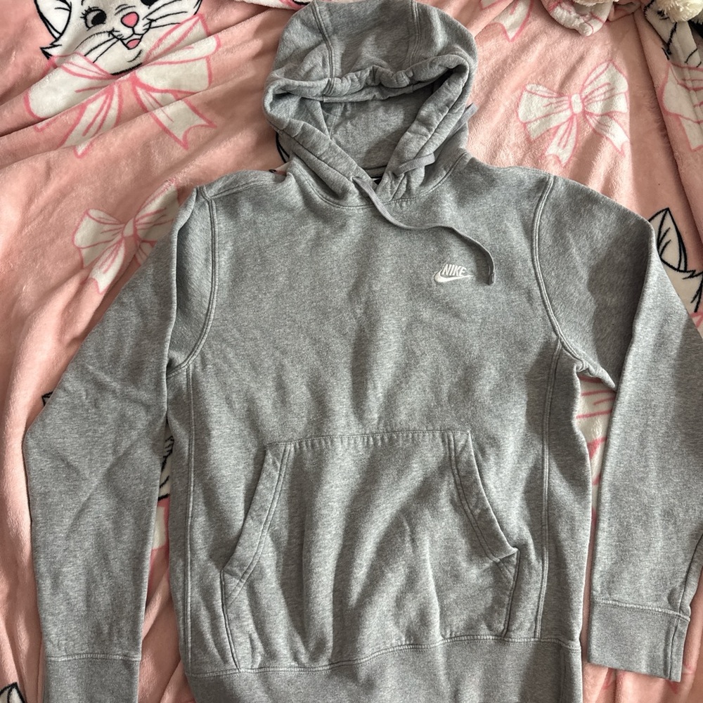 gray nike hoodie